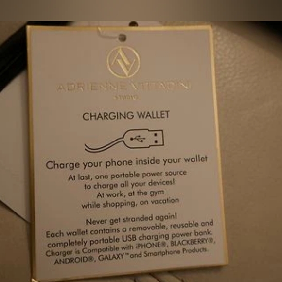 Adrianna Vittadini Black Wallet with Gold Logo - Picture 4 of 5